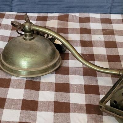 Lot 187: Vintage Heavy Brass Roll Over Shade Bankers Bedside Lamp