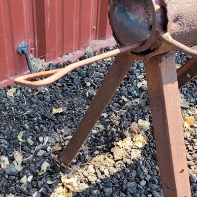 Lot 198: Branding Iron Furnace/Stove/Heater