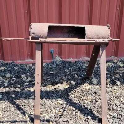 Lot 198: Branding Iron Furnace/Stove/Heater