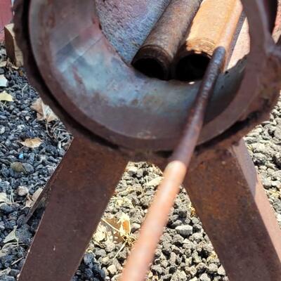Lot 198: Branding Iron Furnace/Stove/Heater
