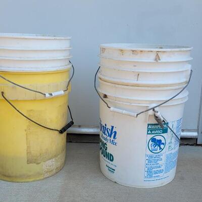 Lot 203: 5 Gallon Bucket Lot (4)