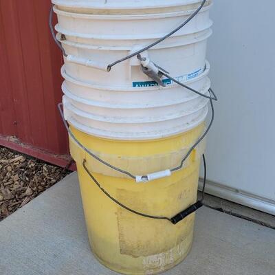 Lot 203: 5 Gallon Bucket Lot (4)