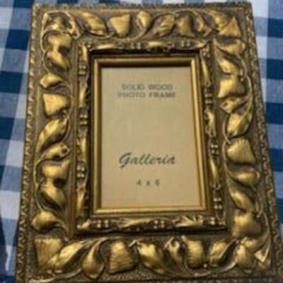 Lot 212: Gold Gilt Frames