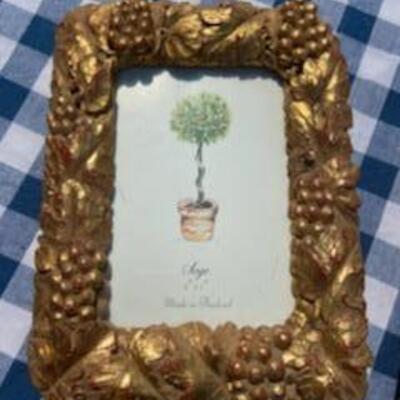 Lot 212: Gold Gilt Frames