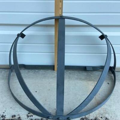 Lot 217: Pots and Pans Hanging Rack 