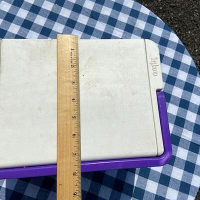 Lot 219: Small 6 Pack Cooler