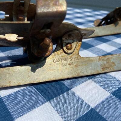 Lot 221: Vintage Cast Steel Ice Skates