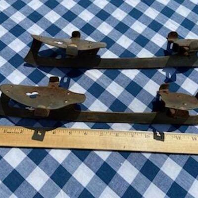 Lot 221: Vintage Cast Steel Ice Skates