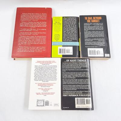ROBERT A. HEINLEIN SCIENCE FICTION NOVELS LOT #1