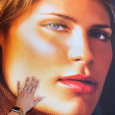 *GIANT* THE O.C. â€œTHE GIRL NEXT DOORâ€ MISCHA BARTON AS MARISSA COOPER PROMOTIONAL POSTER