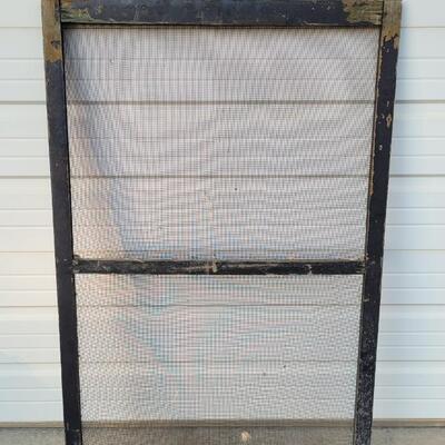Lot 229: Vintage Farmhouse Window Screen Chippy Paint 