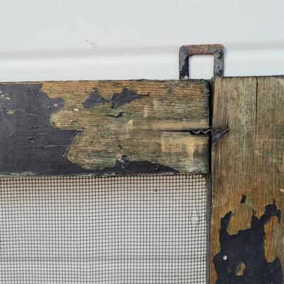 Lot 229: Vintage Farmhouse Window Screen Chippy Paint 