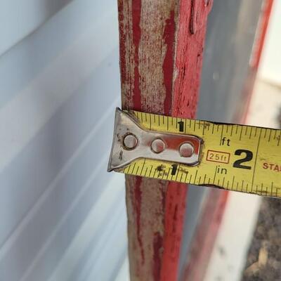Lot 232: Vintage Farmhouse Window Screen Chippy Paint 