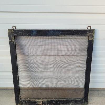 Lot 233: Vintage Farmhouse Window Screen Chippy Paint 