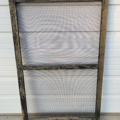 Lot 234: Vintage Farmhouse Window Screen Chippy Paint 