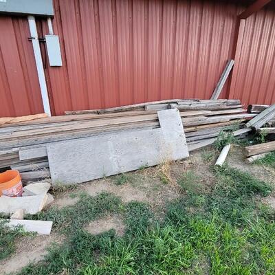 Lot 249: Huge Pile of Assorted Wood (Must take entire pile - no cherry picking)