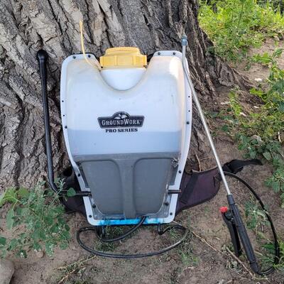 Lot 250: GROUNDWORK Pro Series Mobile Backpack Fertilizer/Pesticide Sprayer 
