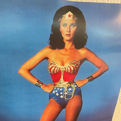 SMALL â€œWONDER WOMANâ€ LYNDA CARTER TV1 POSTER