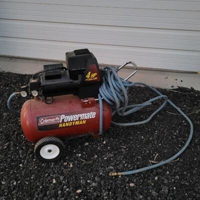 Lot 262: COLEMAN 4HP 11 Gallon PowerMate Handyman Air Compressor w/ Air Hose WORKS