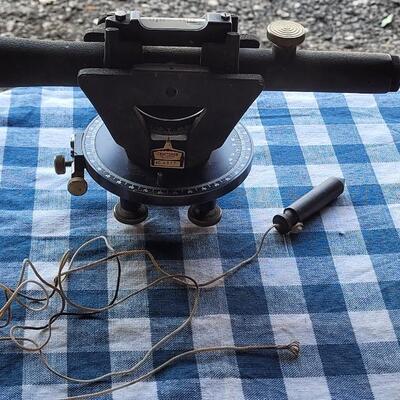 Lot 263: Vintage CRAFTSMAN Surveying Tool w/ Tripod 