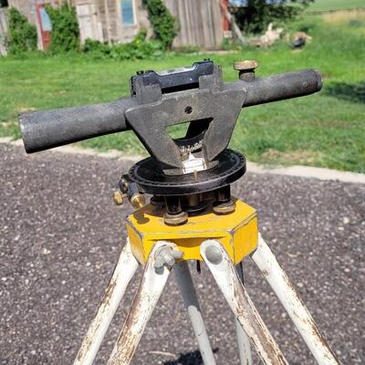 Lot 263: Vintage CRAFTSMAN Surveying Tool w/ Tripod 