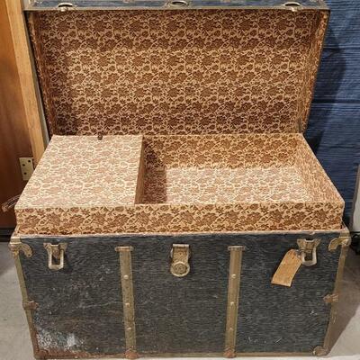 Lot 266: Vintage Steamer Trunk w/ Original Insert Shelf