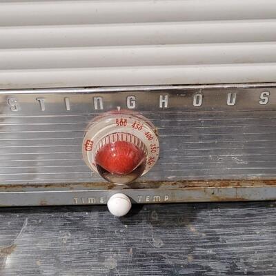 Lot 267: Vintage WESTINGHOUSE Electric Cooker (Needs Power Cord)