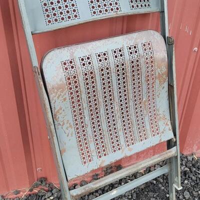 Lot 270: Vintage Mesh Metal Folding Chair 