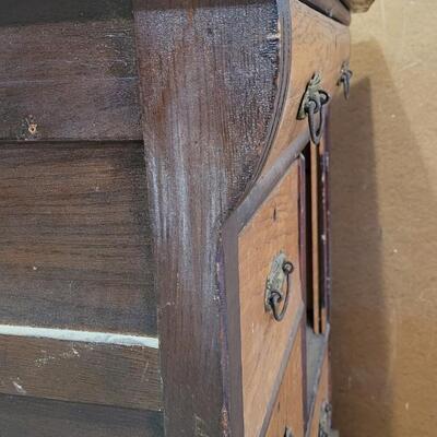 Lot 274: Antique Dresser (Needs TLC) 