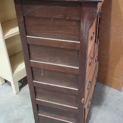 Lot 274: Antique Dresser (Needs TLC) 