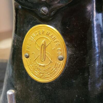 Lot 275: Antique SINGER Sewing Machine w/ Pedal and Power Cord Untested 