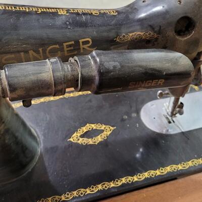 Lot 275: Antique SINGER Sewing Machine w/ Pedal and Power Cord Untested 