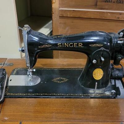 Lot 275: Antique SINGER Sewing Machine w/ Pedal and Power Cord Untested 