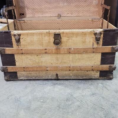 Lot 281: Vintage Steamer Trunk Brown