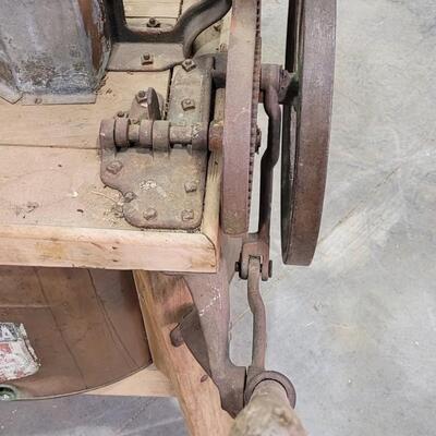 Lot 284: Antique Vacuum Washer w/ Original Copper Tub and Wood Stand