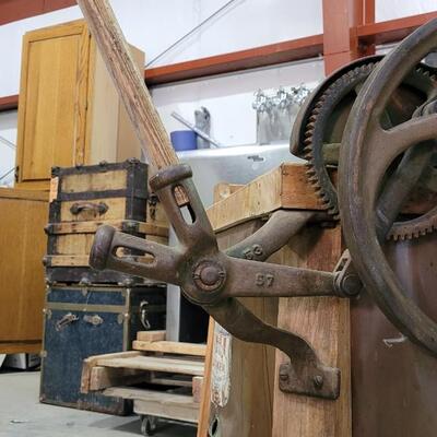 Lot 284: Antique Vacuum Washer w/ Original Copper Tub and Wood Stand