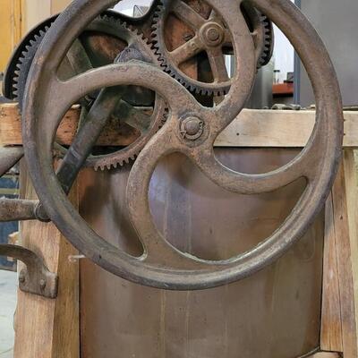 Lot 284: Antique Vacuum Washer w/ Original Copper Tub and Wood Stand