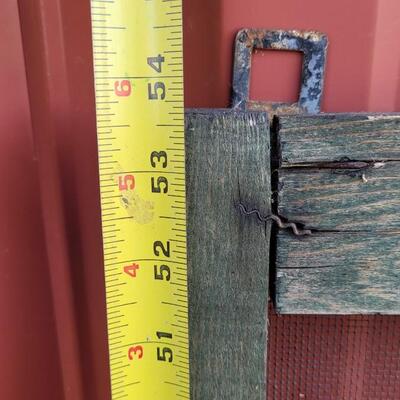 Lot 285: Vintage Farmhouse Window Screen Chippy Paint 