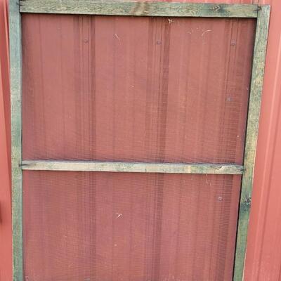 Lot 285: Vintage Farmhouse Window Screen Chippy Paint 