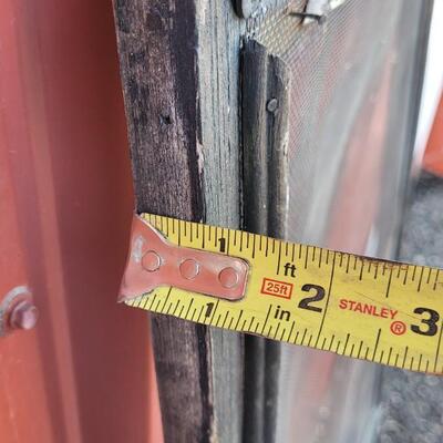 Lot 287: Vintage Farmhouse Window Screen Chippy Paint 
