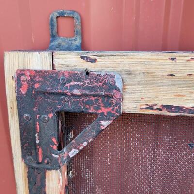 Lot 288: Vintage Farmhouse Window Screen Chippy Paint 