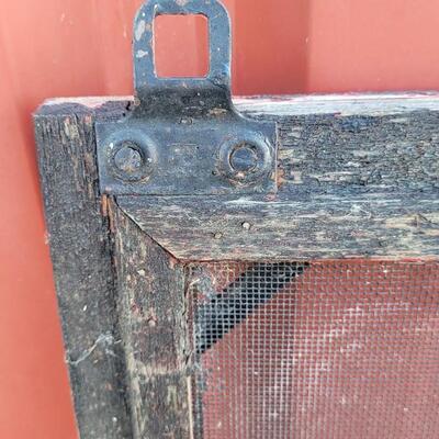 Lot 288: Vintage Farmhouse Window Screen Chippy Paint 