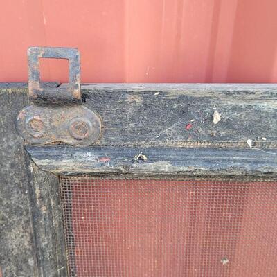 Lot 289: Vintage Farmhouse Window Screen Chippy Paint 
