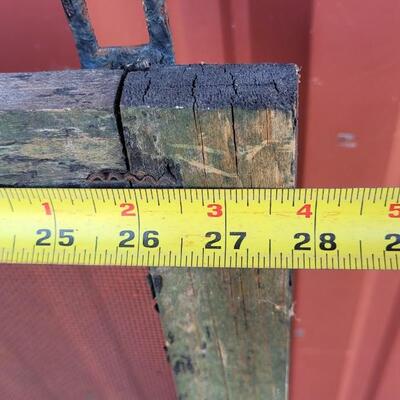 Lot 289: Vintage Farmhouse Window Screen Chippy Paint 