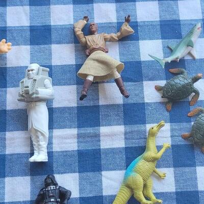 Lot 297: Action Figures Lot