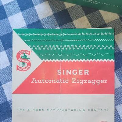 Lot 304: Vintage Singer Automatic Zigzagger