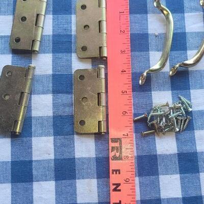 Lot 309: Brass Hinges and Handles