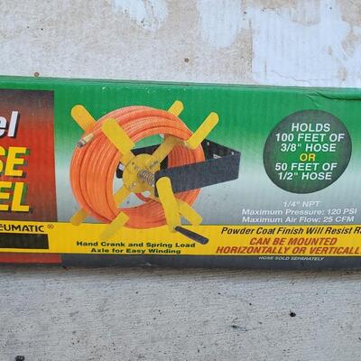 Lot 321: Harbor Freight Steel Hose Reel