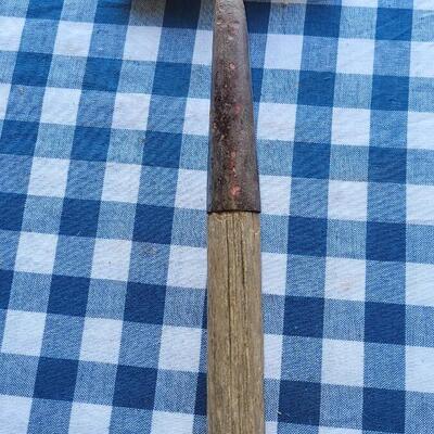 Lot 324: Antique Hand  Spade