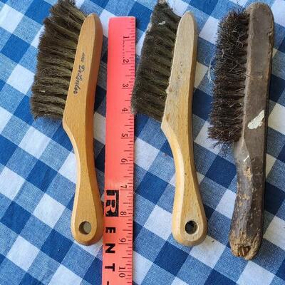 Lot 327: Vintage Metal Bristle Brush Lot